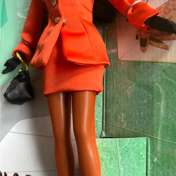 Barbie Tangerine Twist Doll in Orange Ensemble - Picture 5 of 9